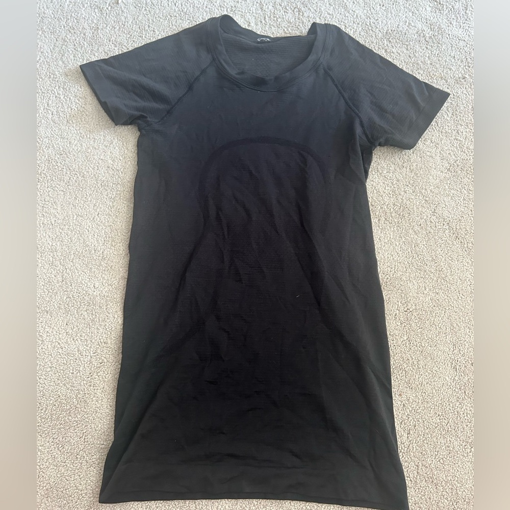 lulu lemon swiftui tech top size 4